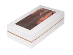 Коробка для макарон с окном ЛЮКС 210*110*55 (белая/золото) Изображение Коробка для макарон с окном ЛЮКС 210*110*55 (белая/золото)