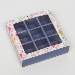 Коробка под 9 конфет "Весна" сиреневая, с окном, 13,7 х 13,7 х 3,5 см Изображение Коробка под 9 конфет "Весна" сиреневая, с окном, 13,7 х 13,7 х 3,5 см